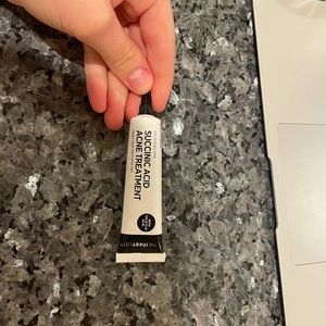 Succunic acid acne treatment (spot treatment)